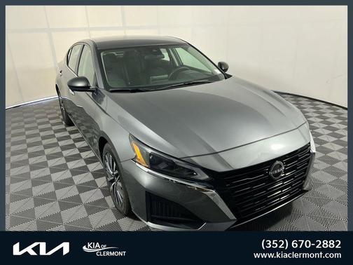 Gun Metallic 2024 Nissan Altima 2.5 SV