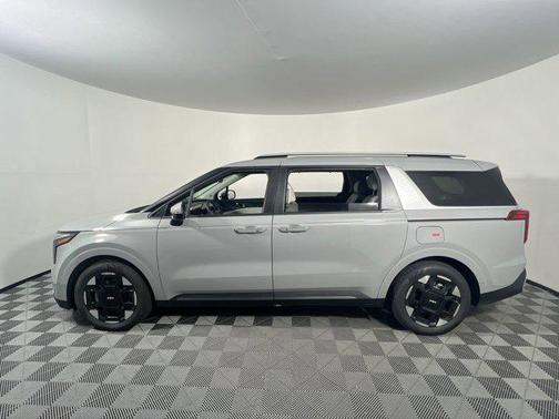 2025 Kia Carnival EX