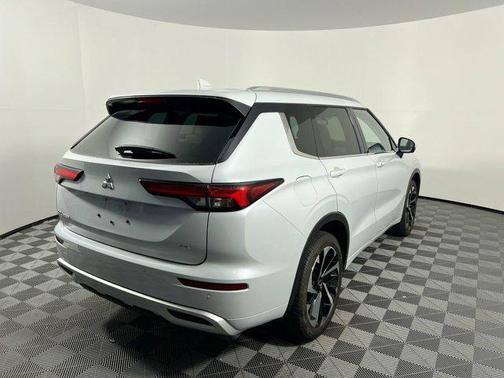 2024 Mitsubishi Outlander SEL 2.5 2WD
