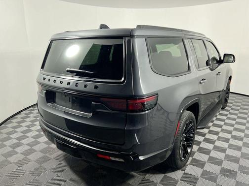 2024 Jeep Wagoneer Series II Carbide 4x2