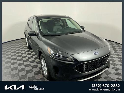 MAGNETIC METALLIC 2020 Ford Escape SE