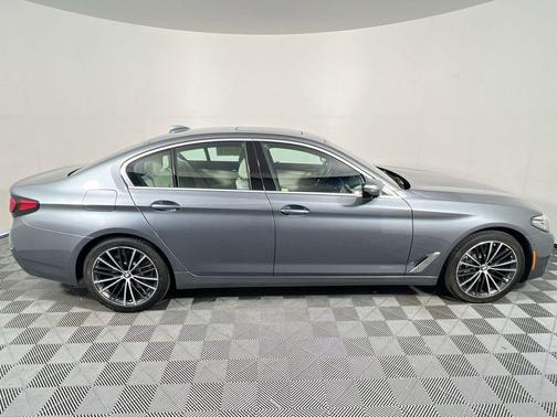 Bluestone Metallic 2021 BMW 540 540i