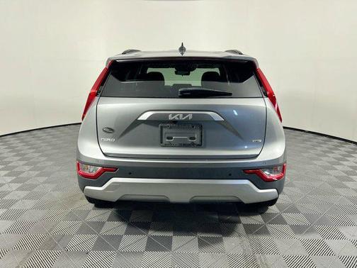 2023 Kia Niro EX