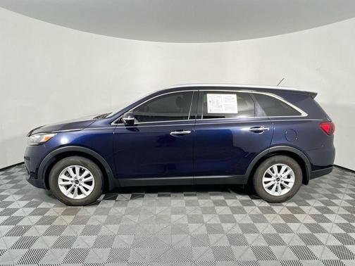Imperial Blue 2020 Kia Sorento LX