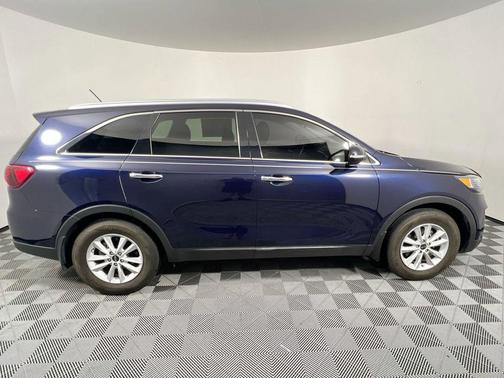 Imperial Blue 2020 Kia Sorento LX