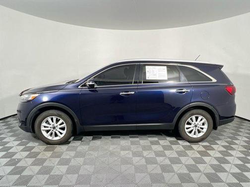 Imperial Blue 2020 Kia Sorento LX