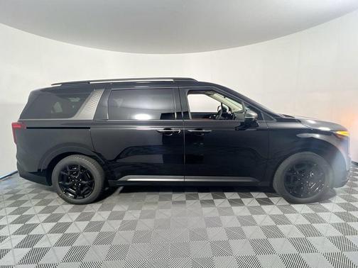 Aurora Black Pearl 2027 Kia Carnival Hybrid SX