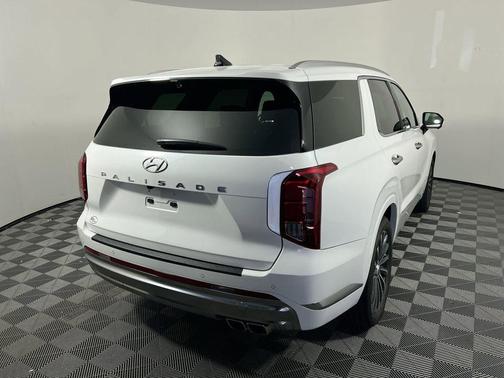Hyper White 2025 Hyundai PALISADE Calligraphy