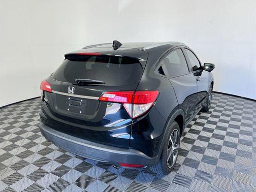 Crystal Black Pearl 2022 Honda HR-V EX