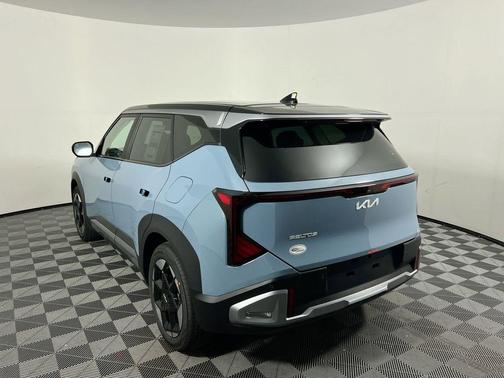 Frost Blue 2027 Kia Seltos S