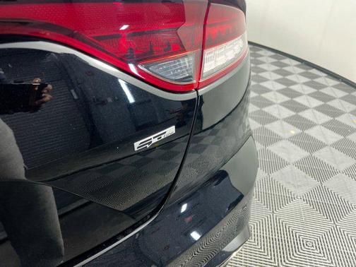 2023 Kia Stinger GT-Line