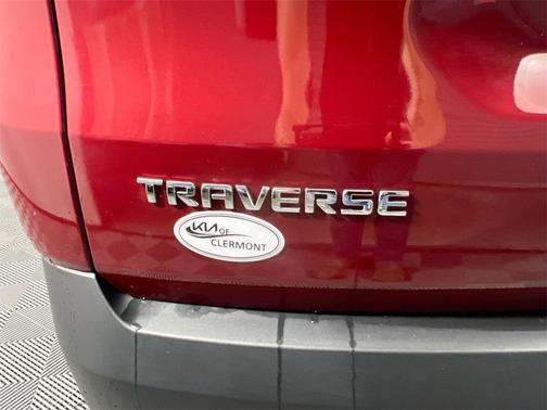 2018 Chevrolet Traverse LT Cloth