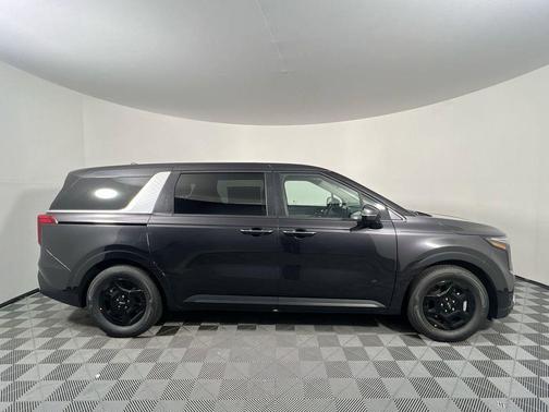 2026 Kia Carnival LX