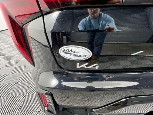 Aurora Black Pearl 2026 Kia K4 GT-Line