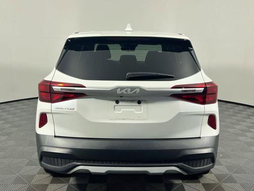 2022 Kia Seltos LX