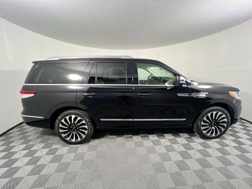 2024 Lincoln Navigator Black Label