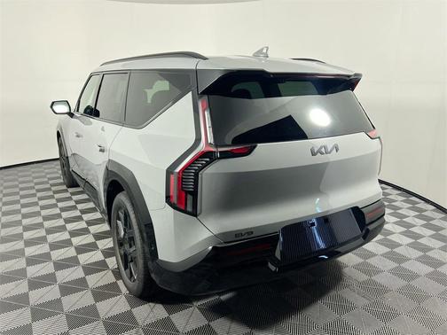 2026 Kia EV9 Land