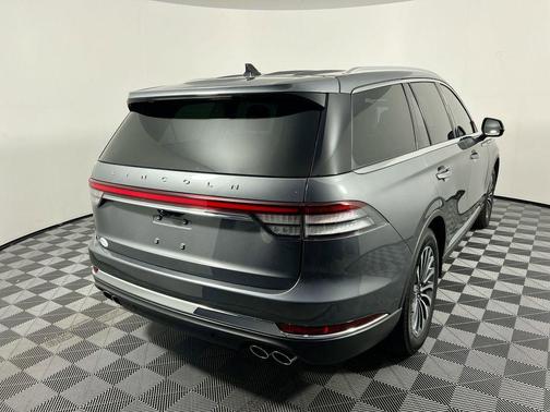 ASHER GRAY MET CC 2024 Lincoln Aviator Reserve