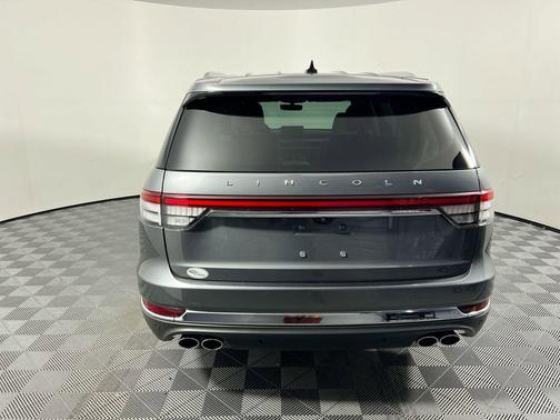 ASHER GRAY MET CC 2024 Lincoln Aviator Reserve