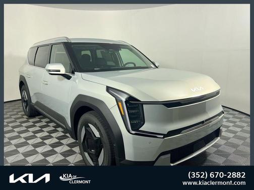 Ivory Silver 2026 Kia EV9 Light Short Range