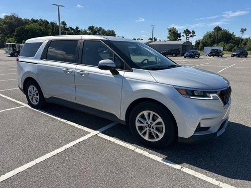 Silky Silver 2023 Kia Carnival LX