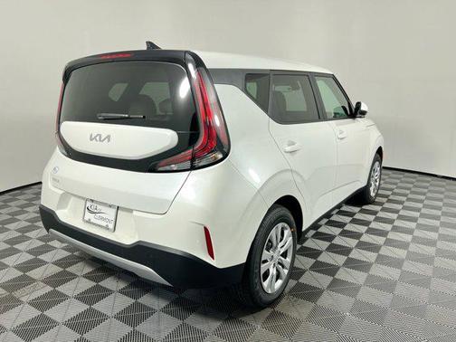 2025 Kia Soul LX