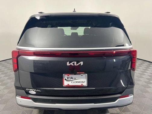 2025 Kia Carnival EX