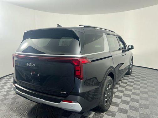 2025 Kia Carnival EX