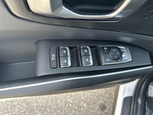 Glacial White Pearl 2026 Kia Sorento EX