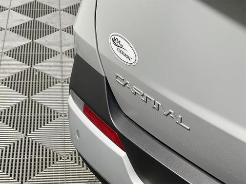 2025 Kia Carnival EX