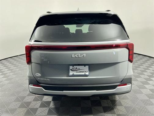 2025 Kia Carnival EX