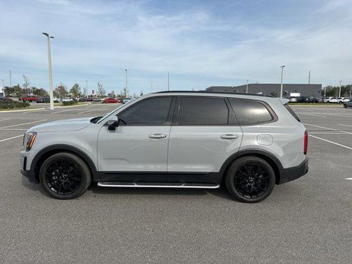 Wolf Gray 2022 Kia Telluride EX