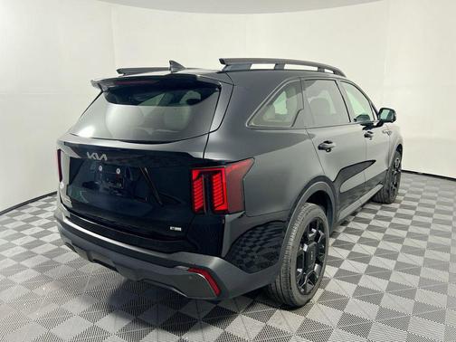 2025 Kia Sorento SX