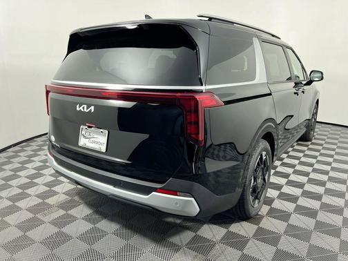 Aurora Black Pearl 2026 Kia Carnival EX