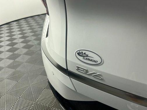 2023 Kia EV6 Wind