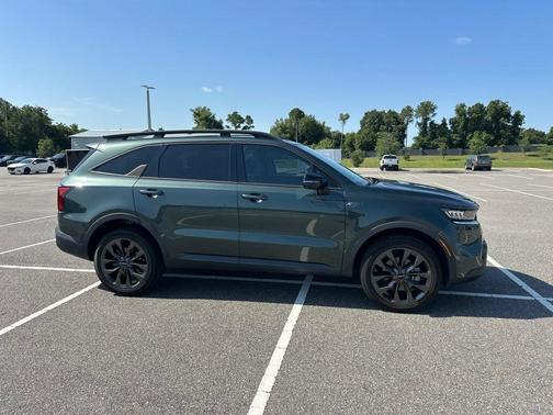 Aruba Green 2023 Kia Sorento EX
