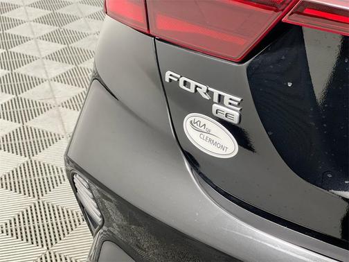 2024 Kia Forte LX