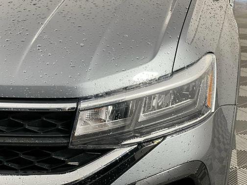 Platinum Gray Metallic 2024 Volkswagen Taos 1.5T S