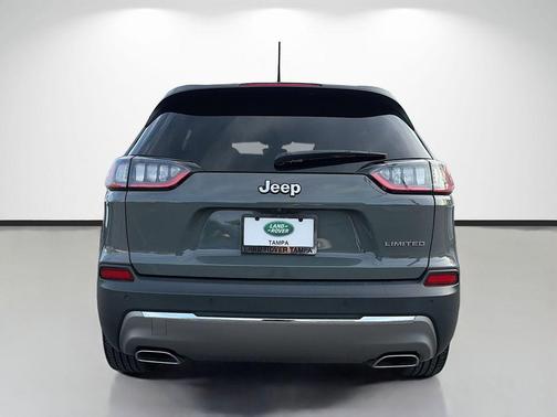 Sting-Gray Clearcoat 2020 Jeep Cherokee Limited