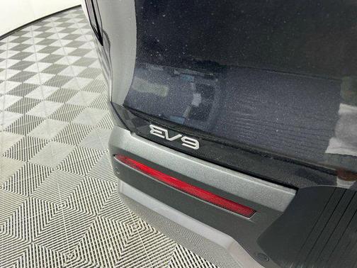 2026 Kia EV9 Wind