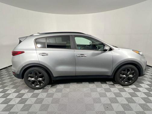 2022 Kia Sportage S
