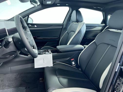Aurora Black Pearl 2026 Kia K5 GT-Line FWD