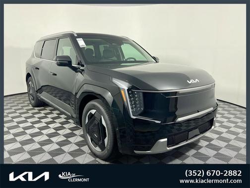 2026 Kia EV9 Light Short Range