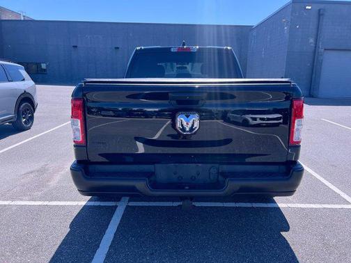 Diamond Black Crystal Pearlcoat 2022 RAM 1500 HFE