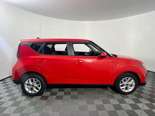 2025 Kia Soul S