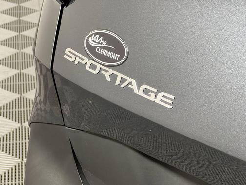 Gravity Gray 2024 Kia Sportage EX