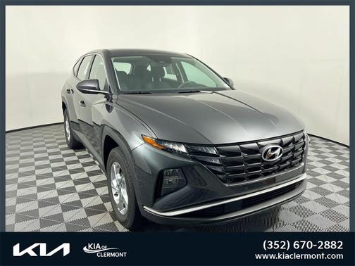 2023 Hyundai TUCSON SE