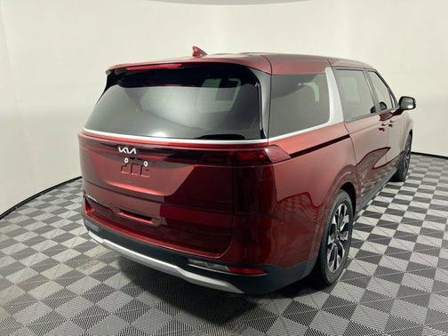 2023 Kia Carnival EX