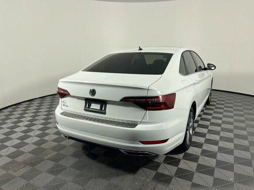 2019 Volkswagen Jetta 1.4T R-Line
