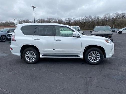 2017 Lexus GX 460 Base